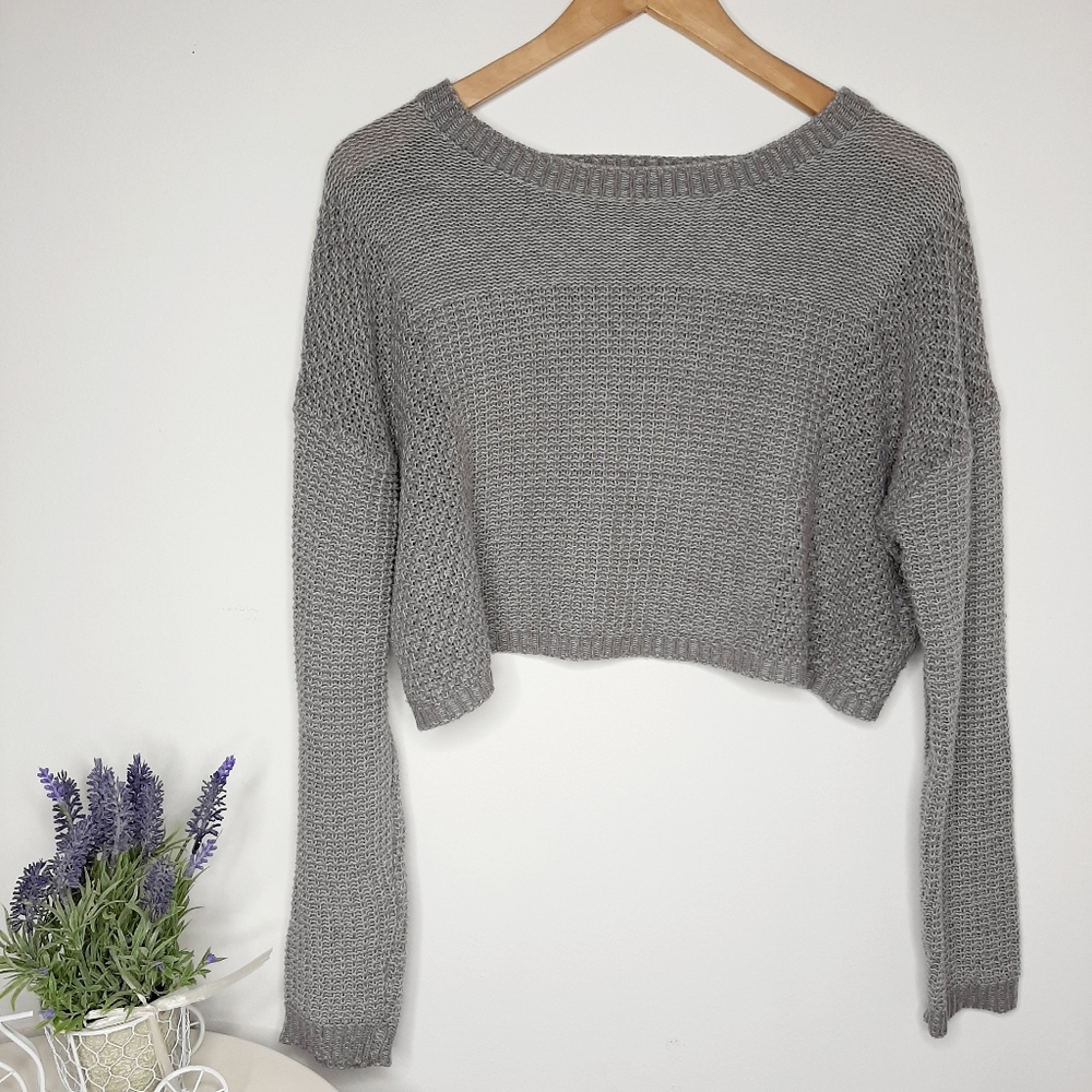 Silence + Noise Grey Cropped Knit Sweater size M